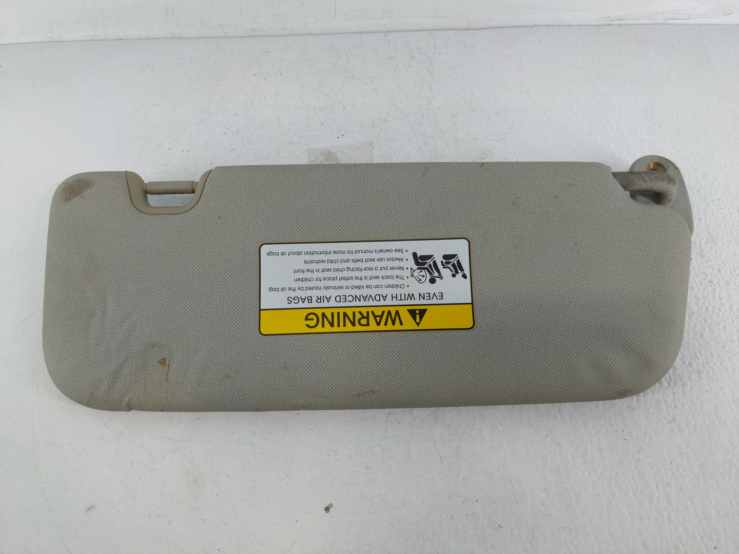 2014-2016 Kia Forte Sun Visor Shade Replacement Driver Left Mirror Fits Fits 2014 2015 2016 OEM Used Auto Parts - Oemusedaut