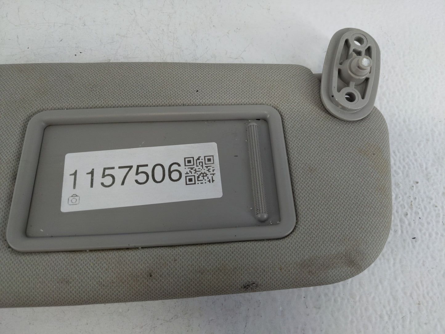 2014-2016 Kia Forte Sun Visor Shade Replacement Passenger Right Mirror Fits Fits 2014 2015 2016 OEM Used Auto Parts - Oemuse