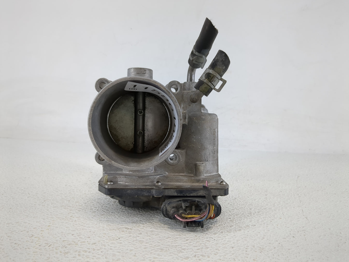 2014-2016 Kia Forte Throttle Body P/N:35100-2L400 35100-2E400 Fits Fits 2012 2013 2014 2015 2016 2018 2019 2020 2021 OEM Use