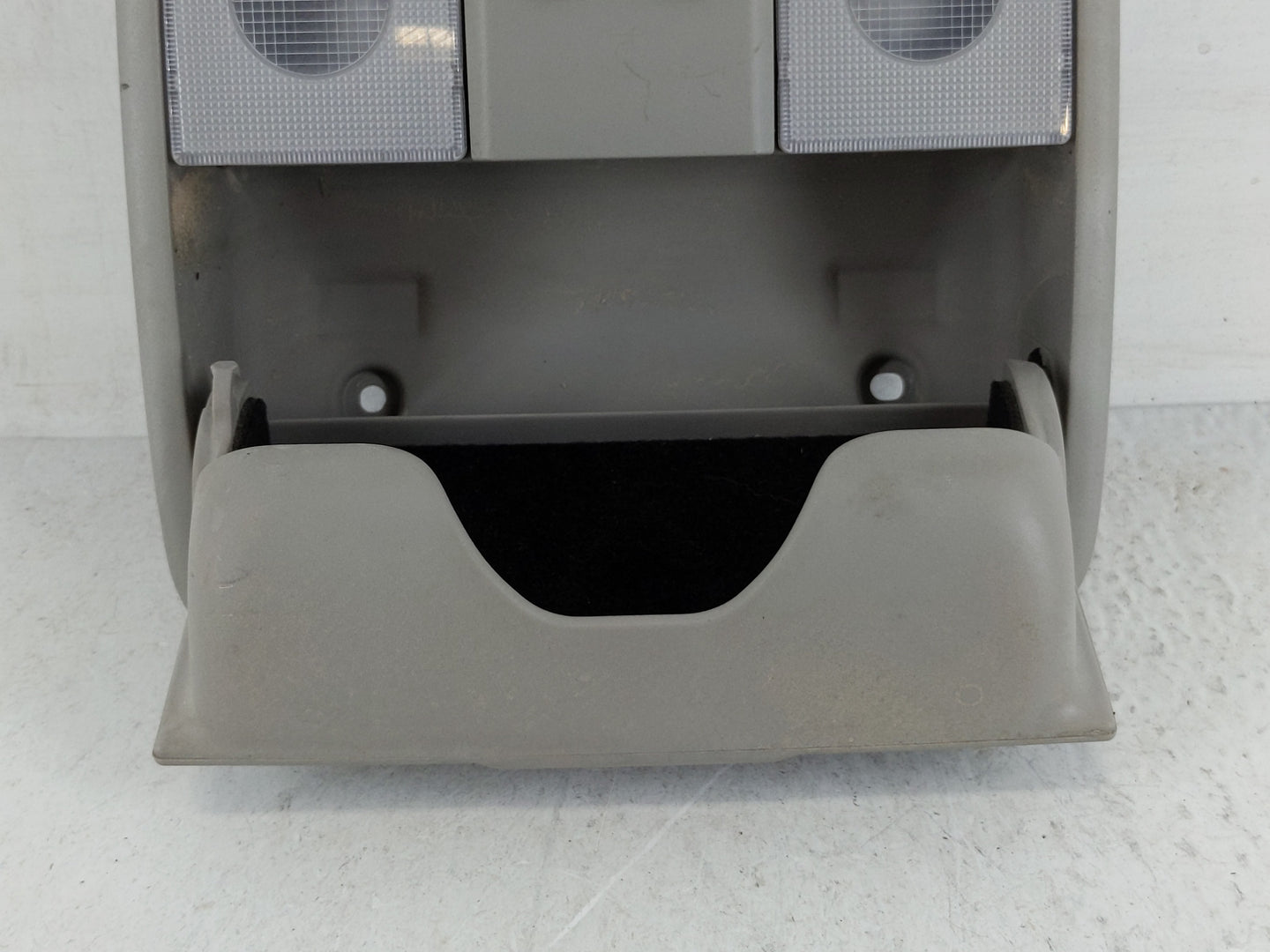 2014-2018 Kia Forte Overhead Roof Console 1168367 - Oemusedautoparts1.com