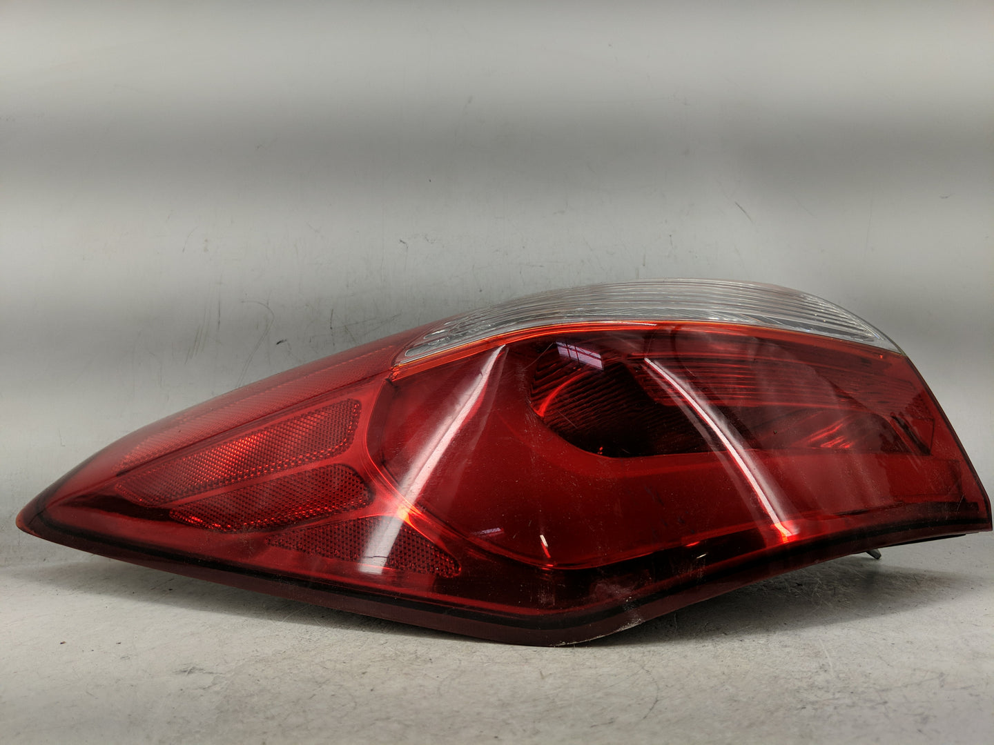 2014-2016 Kia Forte Tail Light Assembly Driver Left OEM Fits Fits 2014 2015 2016 OEM Used Auto Parts - Oemusedautoparts1.com