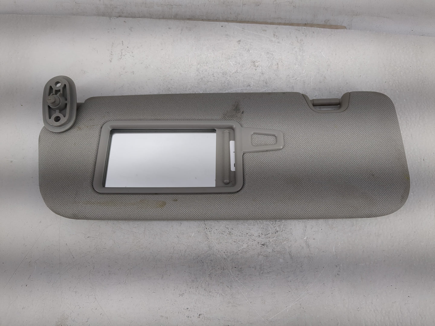 2014-2016 Kia Forte Sun Visor Shade Replacement Passenger Right Mirror Fits Fits 2014 2015 2016 OEM Used Auto Parts - Oemuse