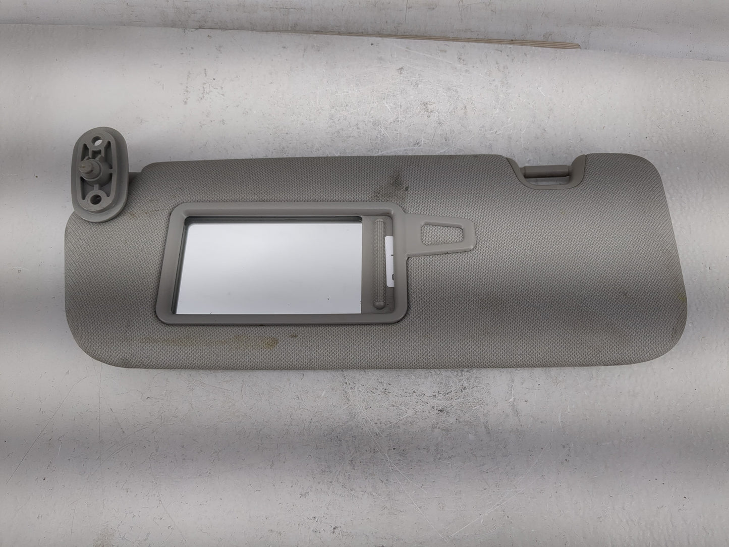2014-2016 Kia Forte Sun Visor Shade Replacement Passenger Right Mirror Fits Fits 2014 2015 2016 OEM Used Auto Parts - Oemuse