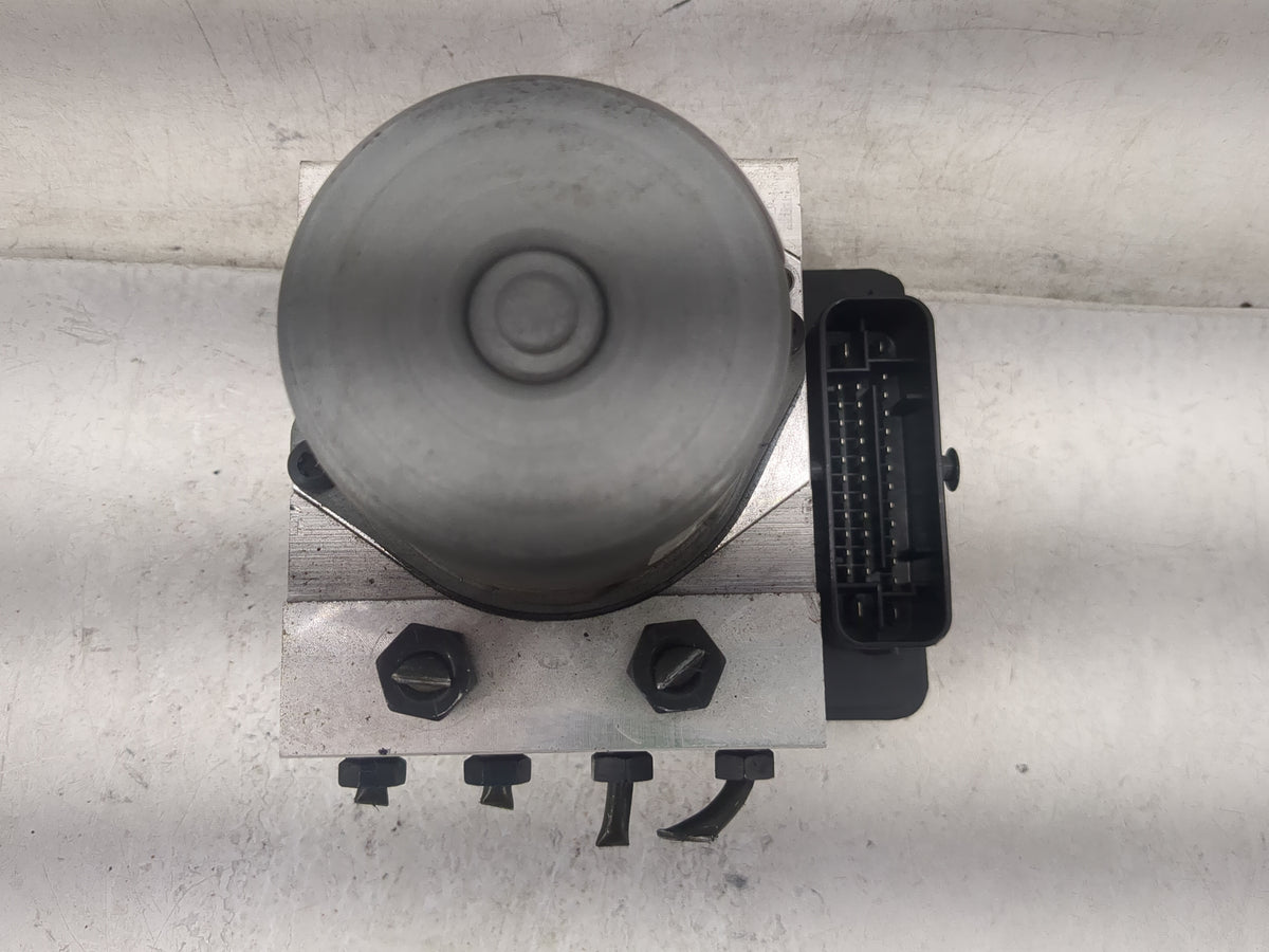 2014-2016 Kia Forte Anti-Lock Brake ABS Pump Module Actuator OEM P/N:58920-A7200 A7589-20500 Fits Fits 2014 2015 2016 OEM Us