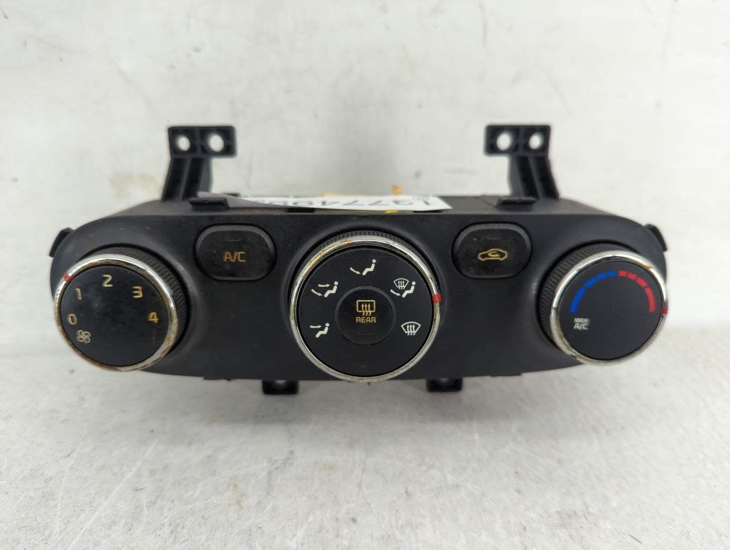 2014-2016 Kia Forte Climate Control Module Temperature AC/Heater Replacement P/N:97250-A7052WK Fits Fits 2014 2015 2016 OEM 