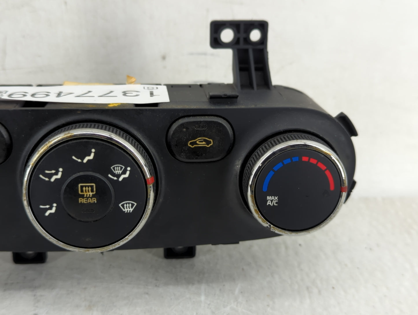 2014-2016 Kia Forte Climate Control Module Temperature AC/Heater Replacement P/N:97250-A7052WK Fits Fits 2014 2015 2016 OEM 