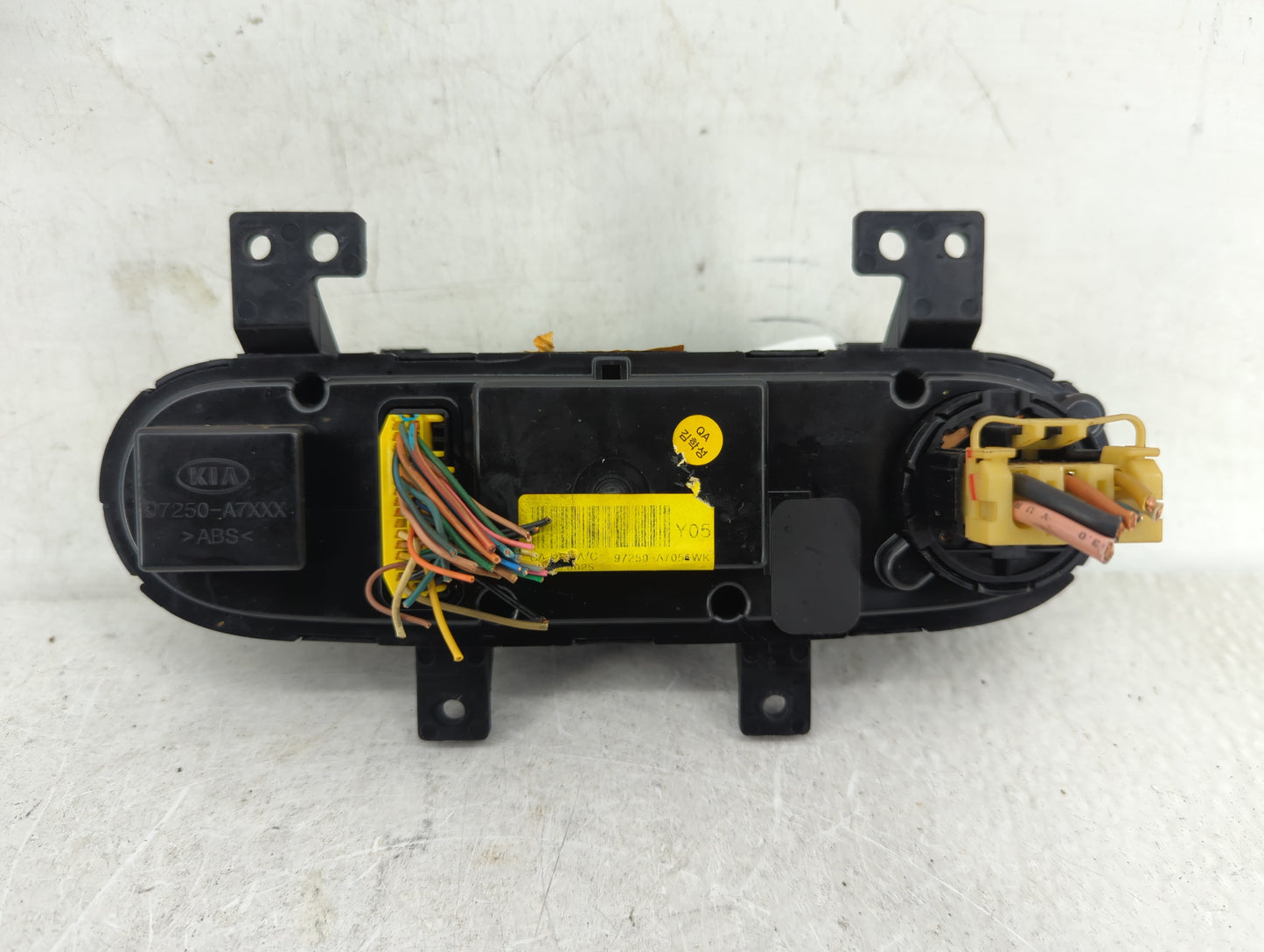 2014-2016 Kia Forte Climate Control Module Temperature AC/Heater Replacement P/N:97250-A7052WK Fits Fits 2014 2015 2016 OEM 