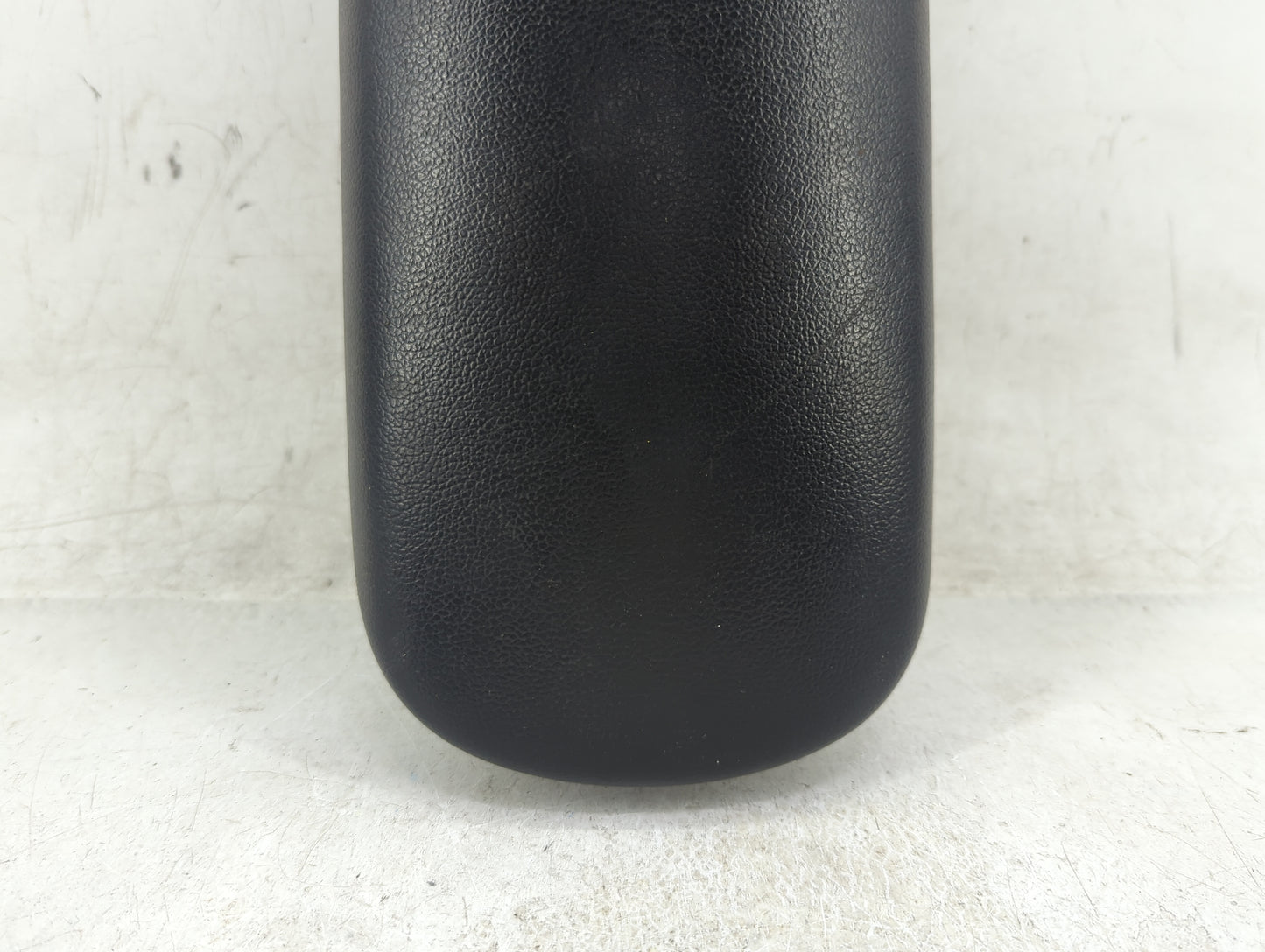 2015 Kia Forte Center Console Armrest Cover Lid P/N:SM4091 Fits OEM Used Auto Parts - Oemusedautoparts1.com