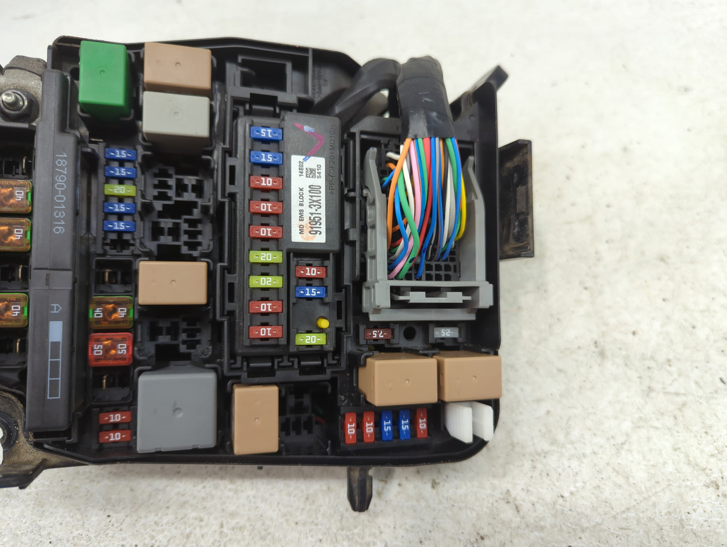2014-2016 Kia Forte Fusebox Fuse Box Panel Relay Module P/N:91950-A7711 Fits Fits 2014 2015 2016 OEM Used Auto Parts - Oemus