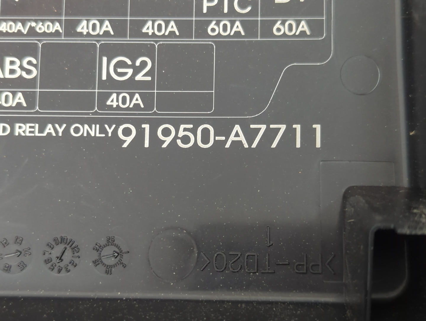 2014-2016 Kia Forte Fusebox Fuse Box Panel Relay Module P/N:91950-A7711 Fits Fits 2014 2015 2016 OEM Used Auto Parts - Oemus