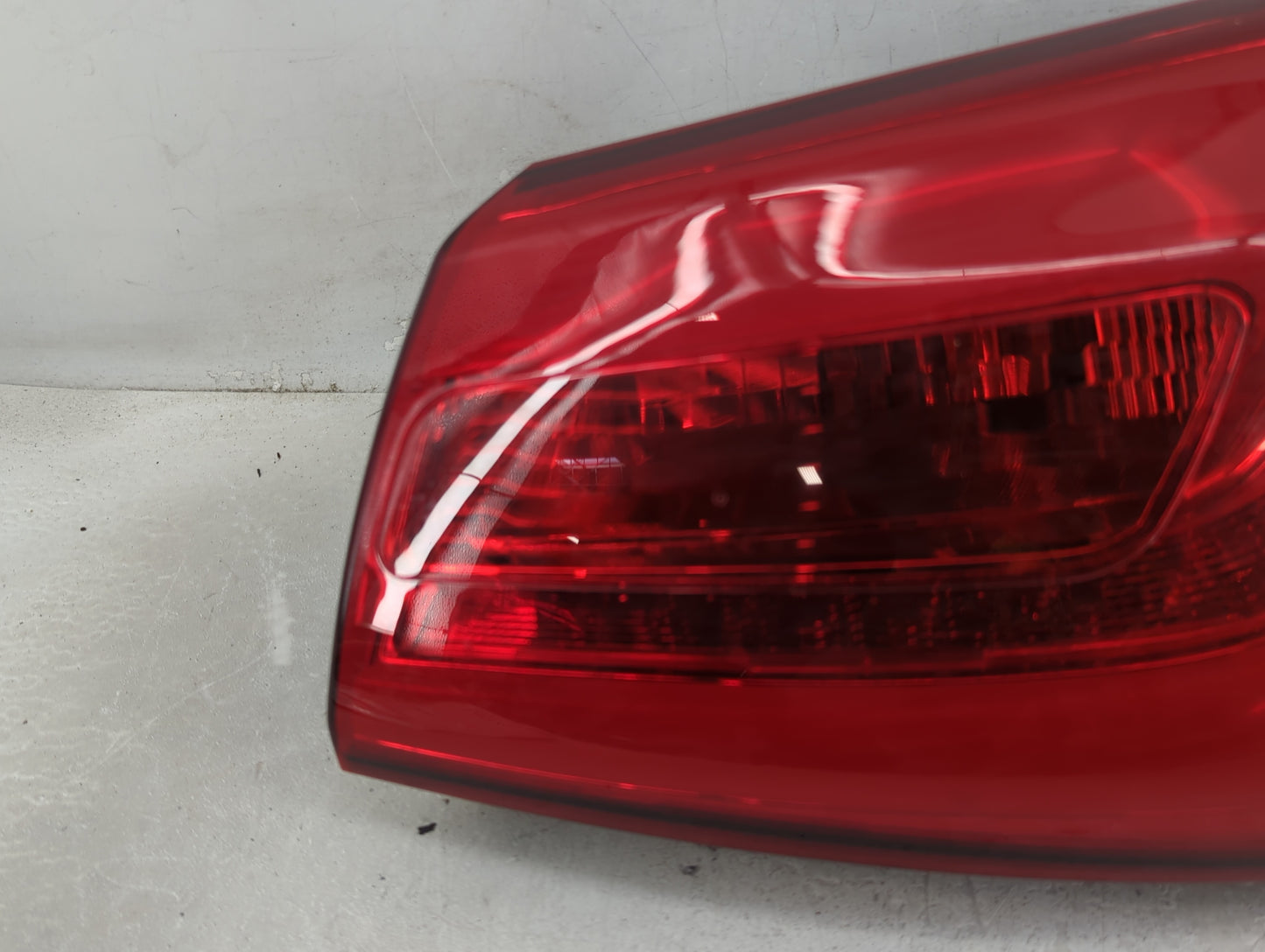 2014-2017 Kia Forte Tail Light Assembly Passenger Right OEM Fits Fits 2014 2015 2016 2017 OEM Used Auto Parts - Oemusedautop