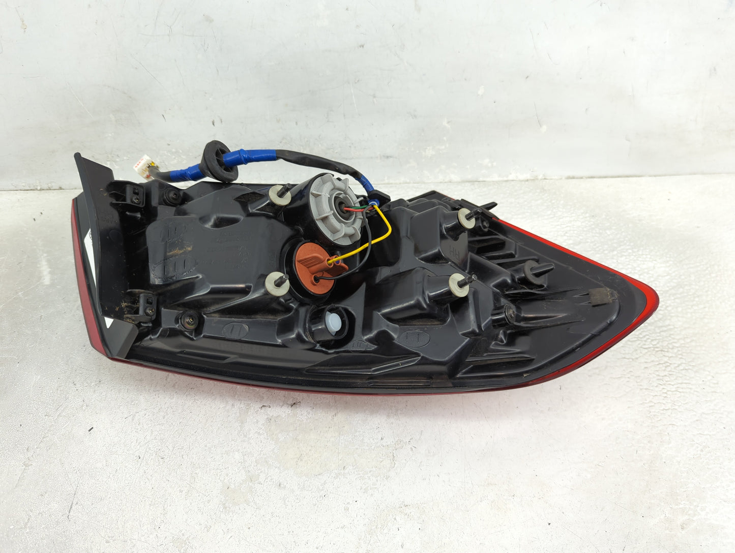 2014-2017 Kia Forte Tail Light Assembly Passenger Right OEM Fits Fits 2014 2015 2016 2017 OEM Used Auto Parts - Oemusedautop