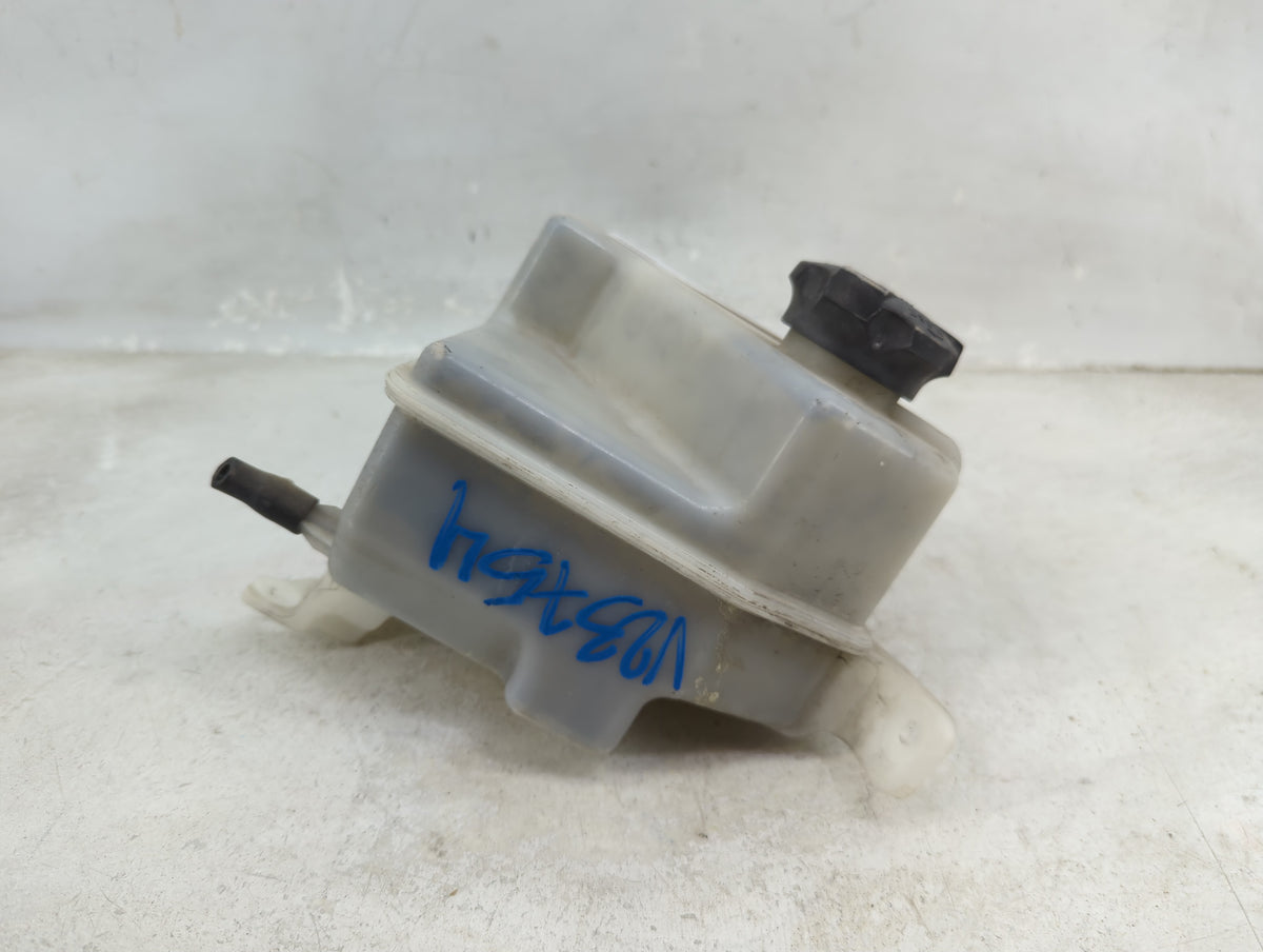 Kia Forte Radiator Coolant Overflow Expansion Tank Bottle 1459542 - Oemusedautoparts1.com