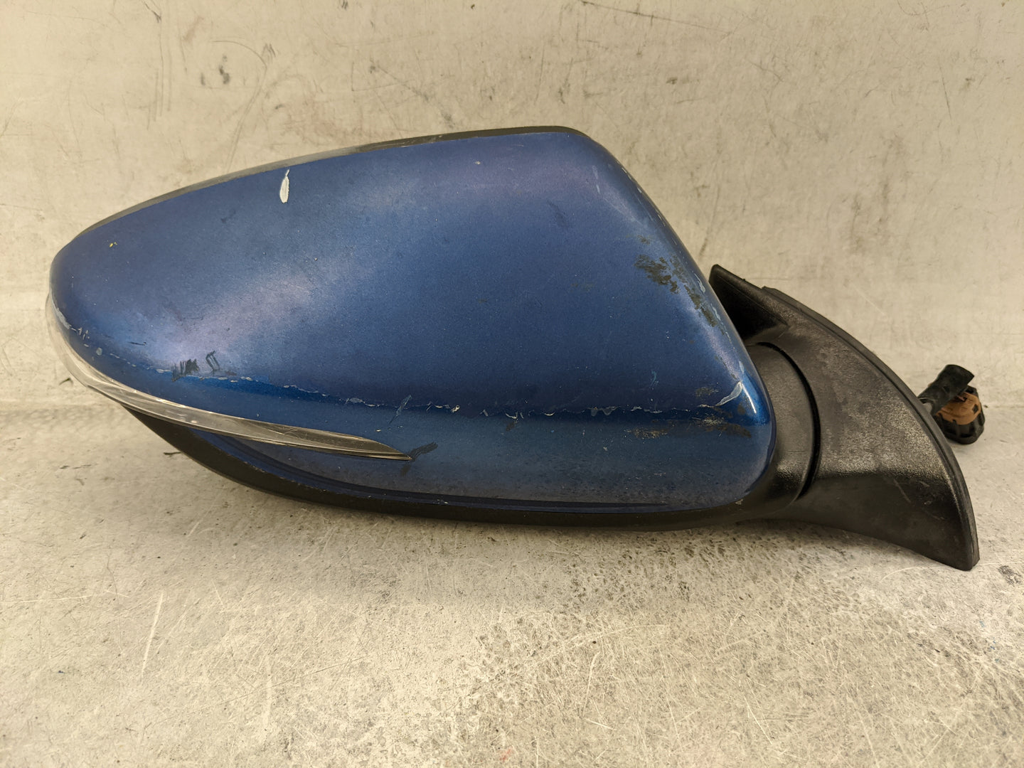 2014-2016 Kia Forte Passenger Side View Mirror - Right Door Mirror OEM Used - Oemusedautoparts1.com