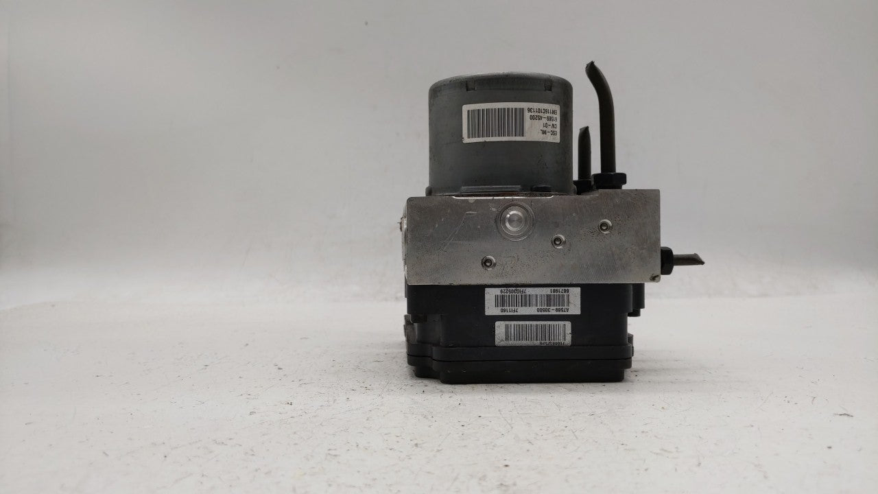 2014-2016 Kia Forte ABS Pump Control Module Replacement P/N:58900-A7200 58920-A7200 Fits Fits 2014 2015 2016 OEM Used Auto P