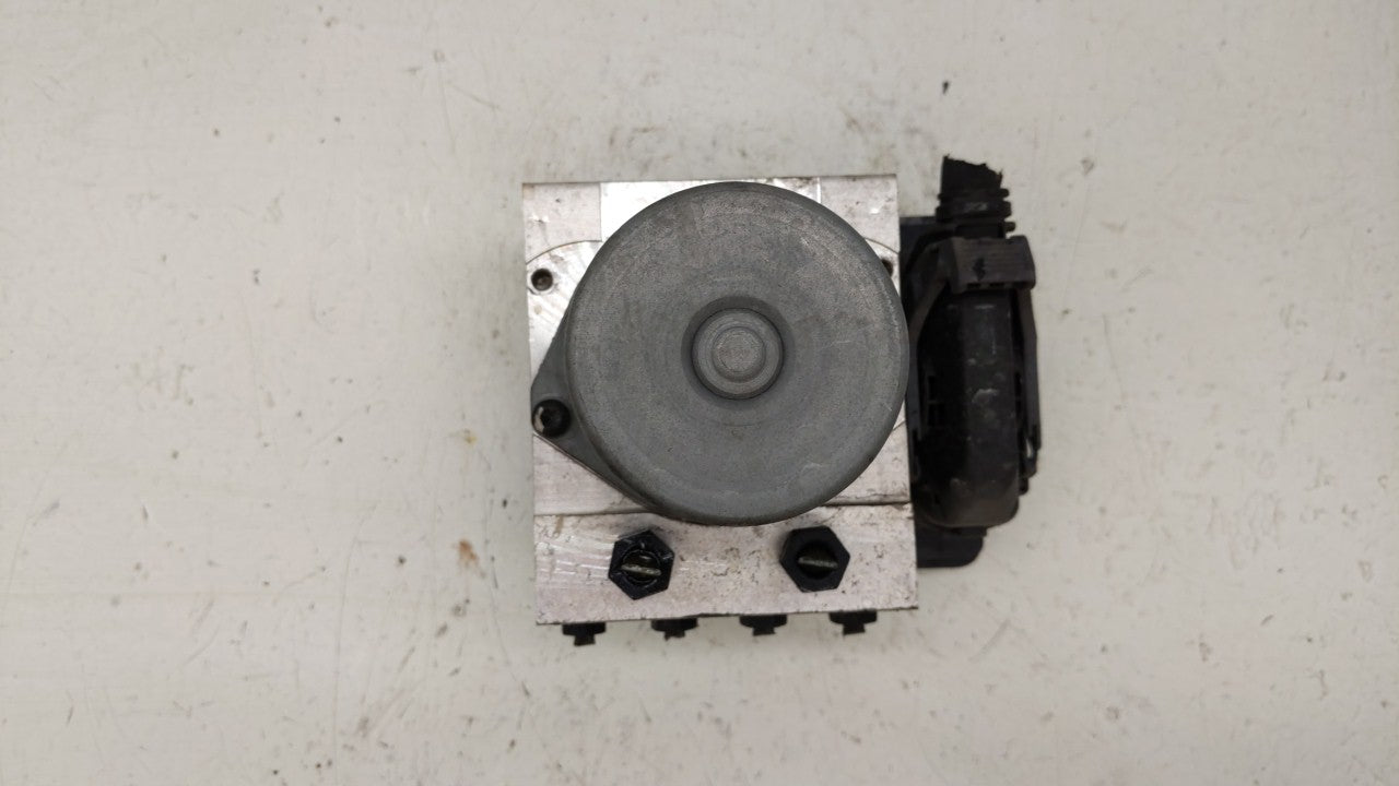 2014-2016 Kia Forte ABS Pump Control Module Replacement P/N:58900-A7200 58920-A7200 Fits Fits 2014 2015 2016 OEM Used Auto P