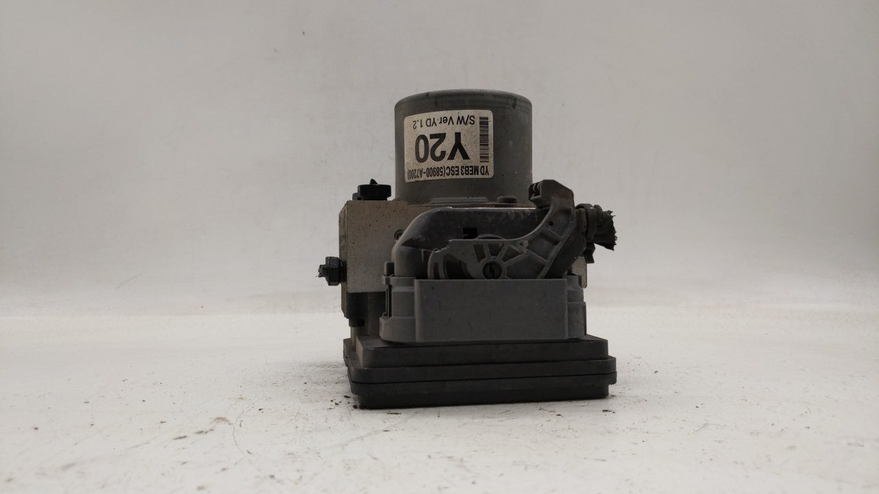 2014-2016 Kia Forte ABS Pump Control Module Replacement P/N:58900-A7200 58920-A7200 Fits Fits 2014 2015 2016 OEM Used Auto P
