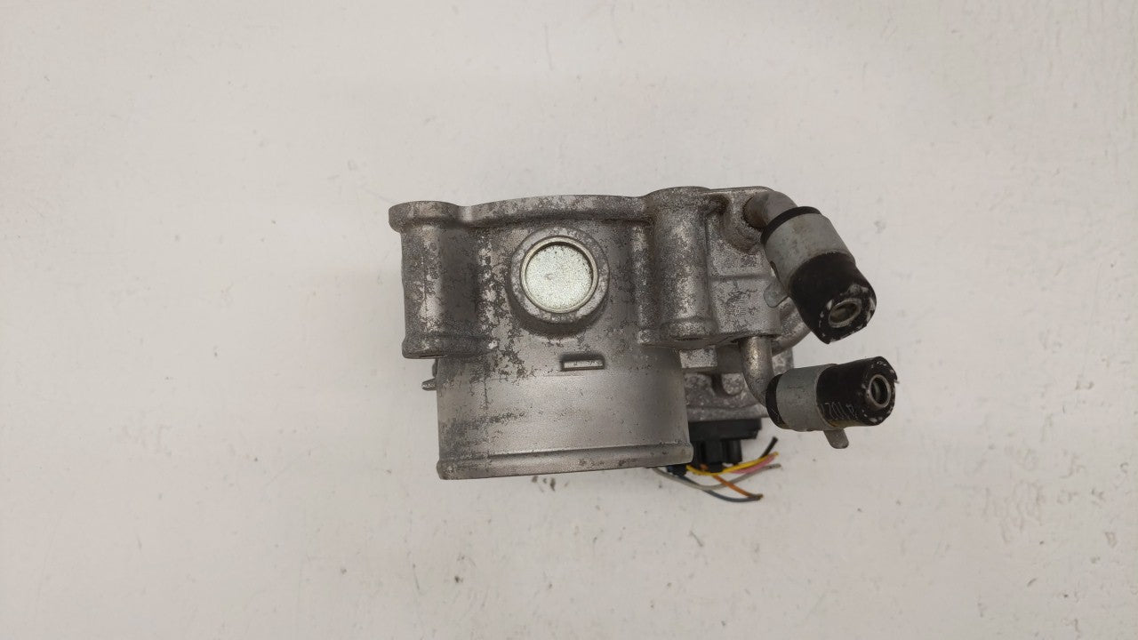 2014-2018 Kia Forte Throttle Body P/N:35100-2E000 Fits Fits 2011 2012 2013 2014 2015 2016 2017 2018 2019 OEM Used Auto Parts