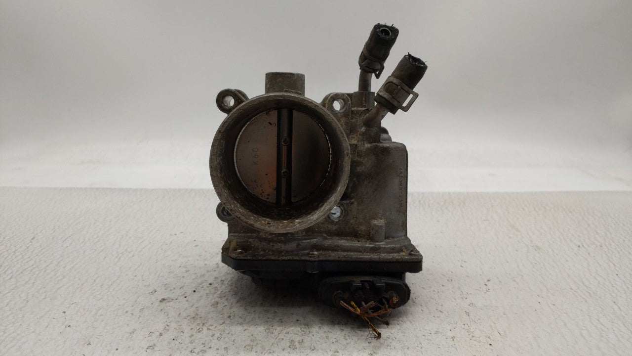 2014-2016 Kia Forte Throttle Body P/N:35100-2E400 Fits Fits 2012 2013 2014 2015 2016 2018 2019 OEM Used Auto Parts - Oemused