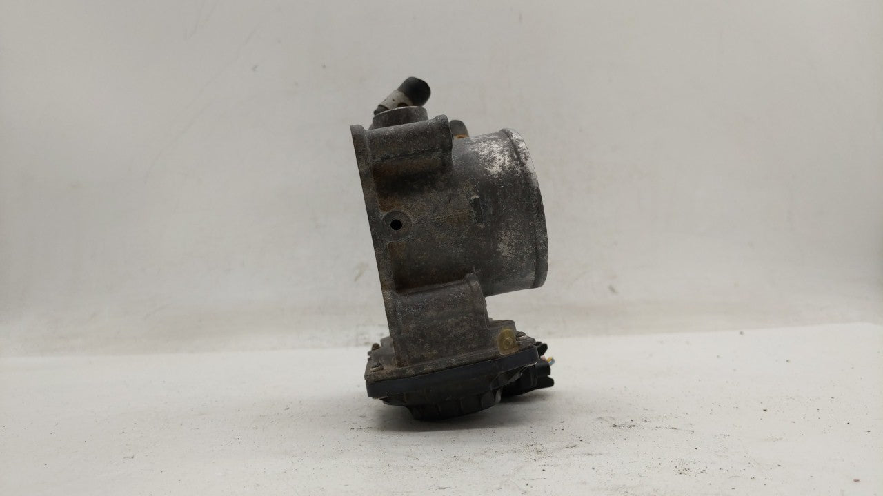2014-2018 Kia Forte Throttle Body P/N:35100-2E000 Fits Fits 2011 2012 2013 2014 2015 2016 2017 2018 2019 OEM Used Auto Parts