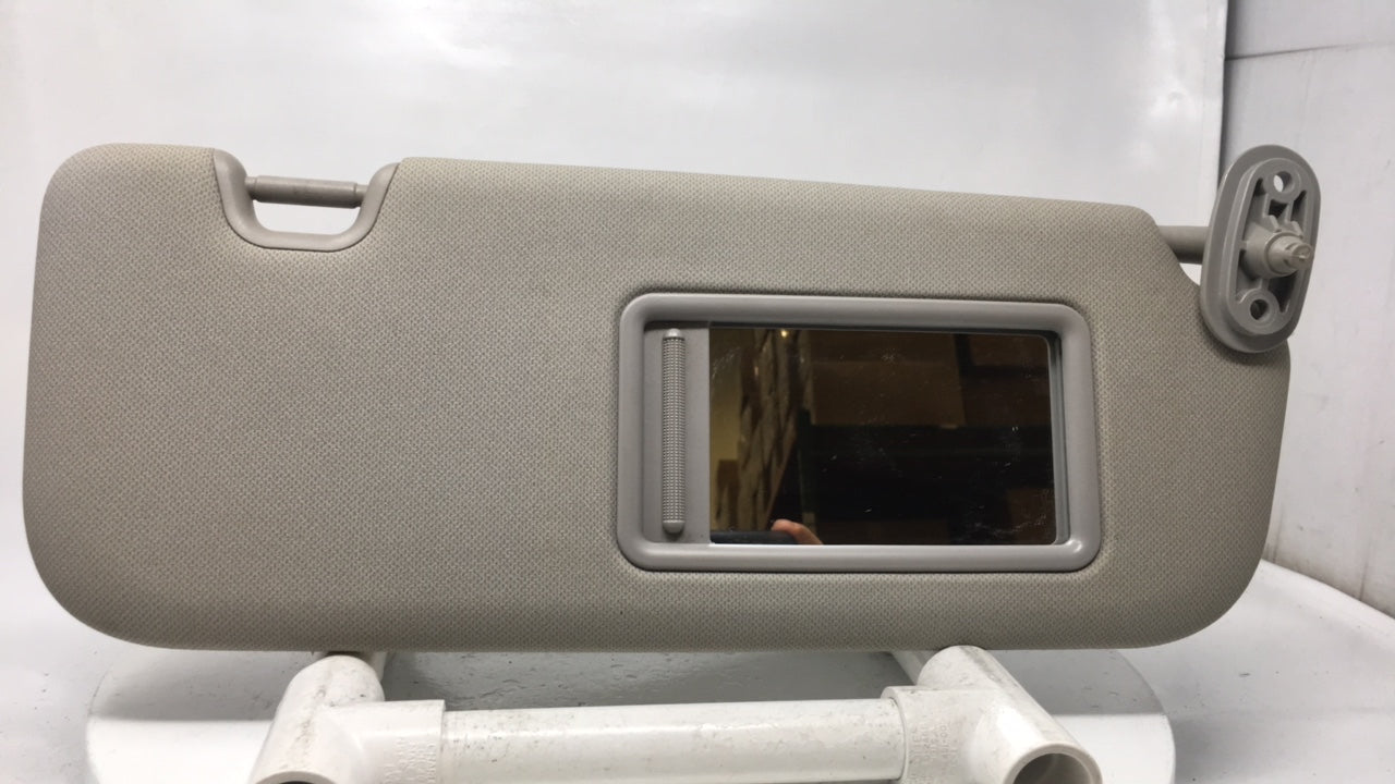 2014-2016 Kia Forte Sun Visor Shade Replacement Passenger Right Mirror Fits Fits 2014 2015 2016 OEM Used Auto Parts - Oemuse