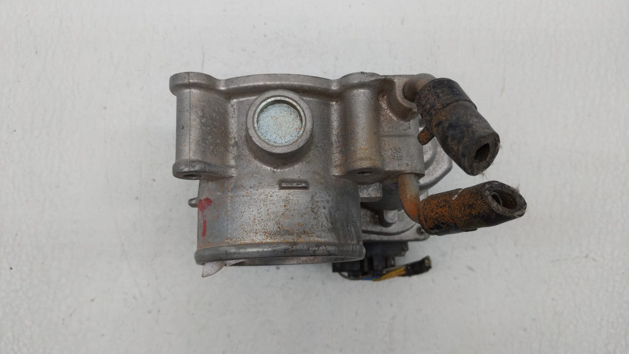 2014-2018 Kia Forte Throttle Body P/N:35100-2E000 Fits Fits 2011 2012 2013 2014 2015 2016 2017 2018 2019 OEM Used Auto Parts