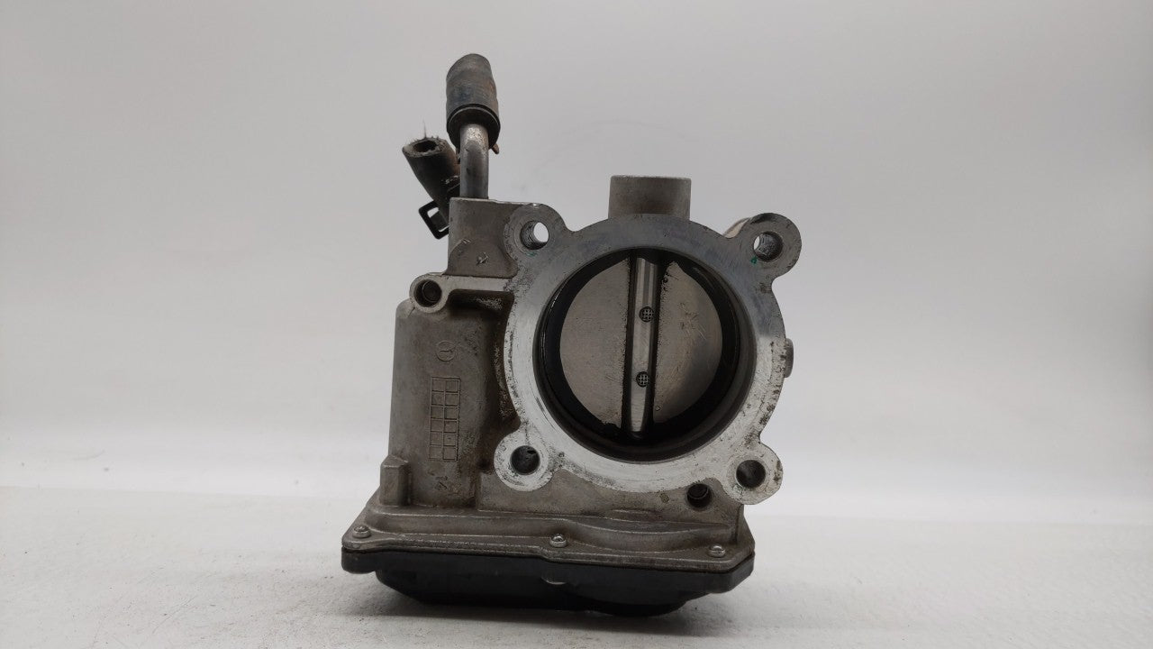 2014-2018 Kia Forte Throttle Body P/N:35100-2E000 Fits Fits 2011 2012 2013 2014 2015 2016 2017 2018 2019 OEM Used Auto Parts