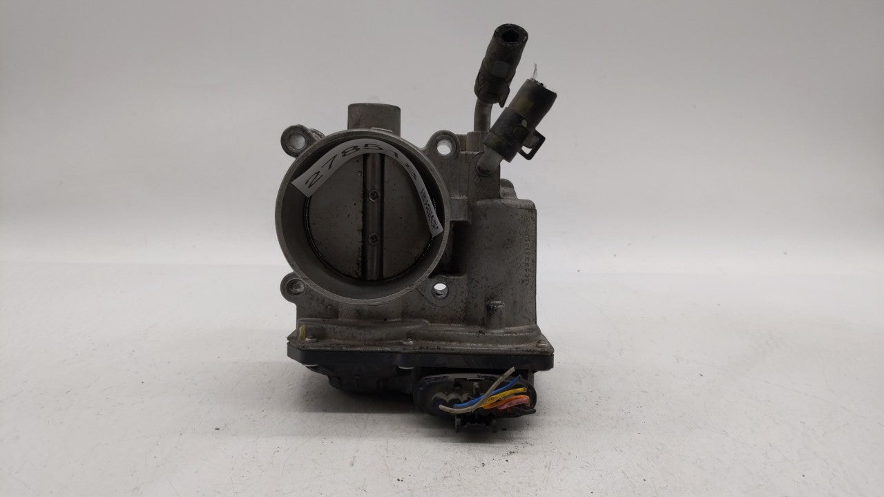 2014-2018 Kia Forte Throttle Body P/N:35100-2E000 Fits Fits 2011 2012 2013 2014 2015 2016 2017 2018 2019 OEM Used Auto Parts