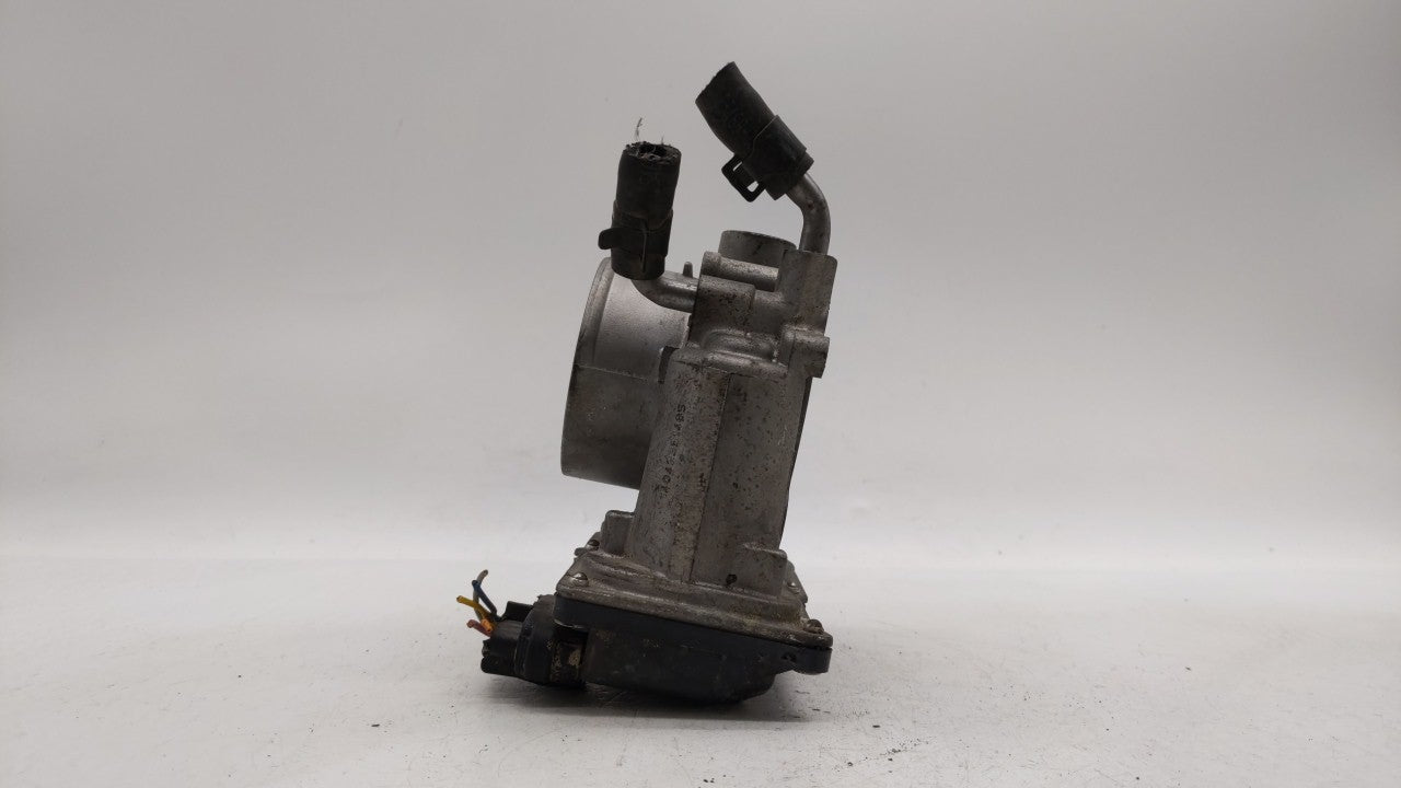 2014-2018 Kia Forte Throttle Body P/N:35100-2E000 Fits Fits 2011 2012 2013 2014 2015 2016 2017 2018 2019 OEM Used Auto Parts