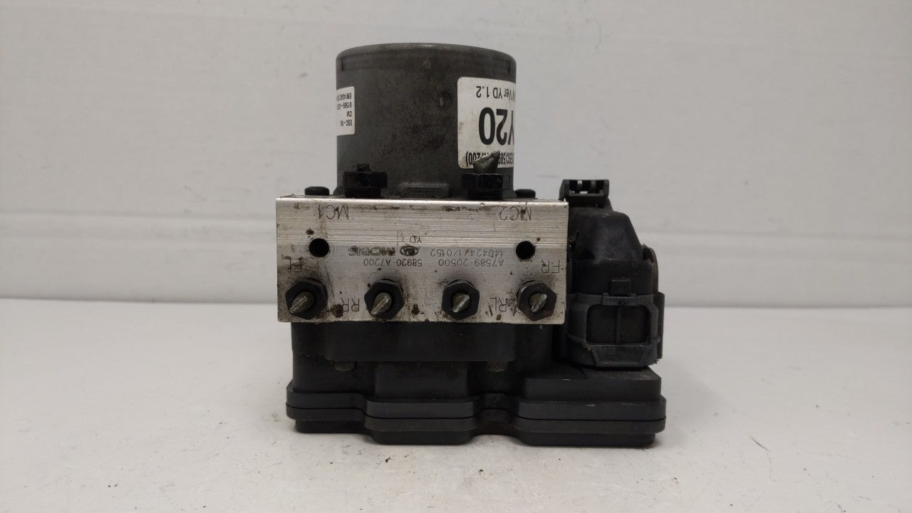 2014-2016 Kia Forte ABS Pump Control Module Replacement P/N:58900-A7200 58920-A7200 Fits Fits 2014 2015 2016 OEM Used Auto P