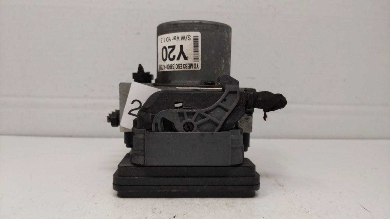2014-2016 Kia Forte ABS Pump Control Module Replacement P/N:58900-A7200 58920-A7200 Fits Fits 2014 2015 2016 OEM Used Auto P