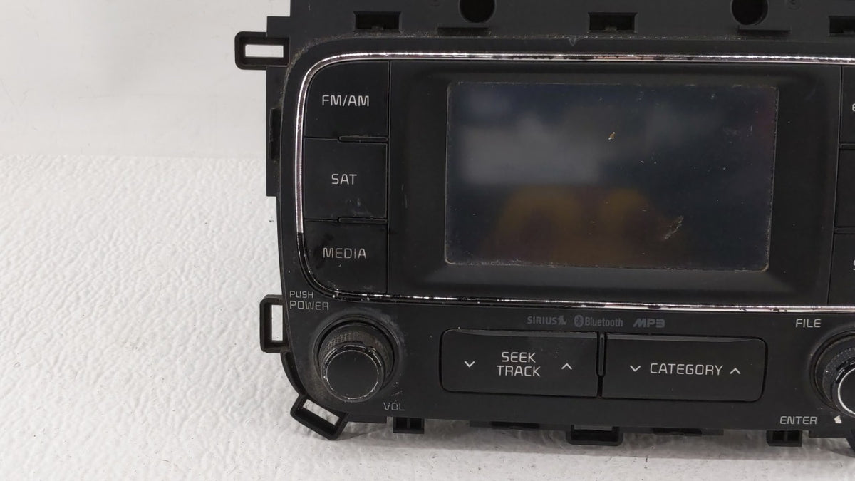 Kia Forte Am Fm Cd Player Radio Receiver 286244 - Oemusedautoparts1.com