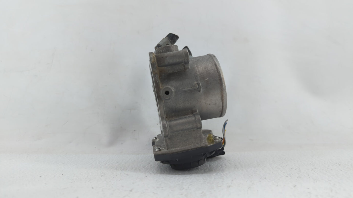 2014-2018 Kia Forte Throttle Body P/N:35100-2E710 35100-2E000 Fits Fits 2011 2012 2013 2014 2015 2016 2017 2018 2019 OEM Use