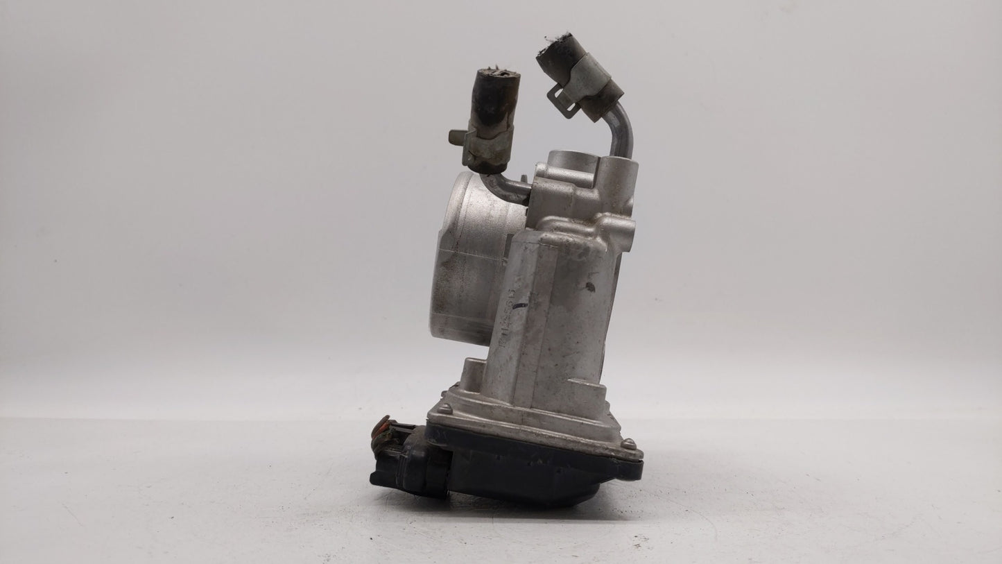 2014-2018 Kia Forte Throttle Body P/N:35100-2E710 35100-2E000 Fits Fits 2011 2012 2013 2014 2015 2016 2017 2018 2019 OEM Use