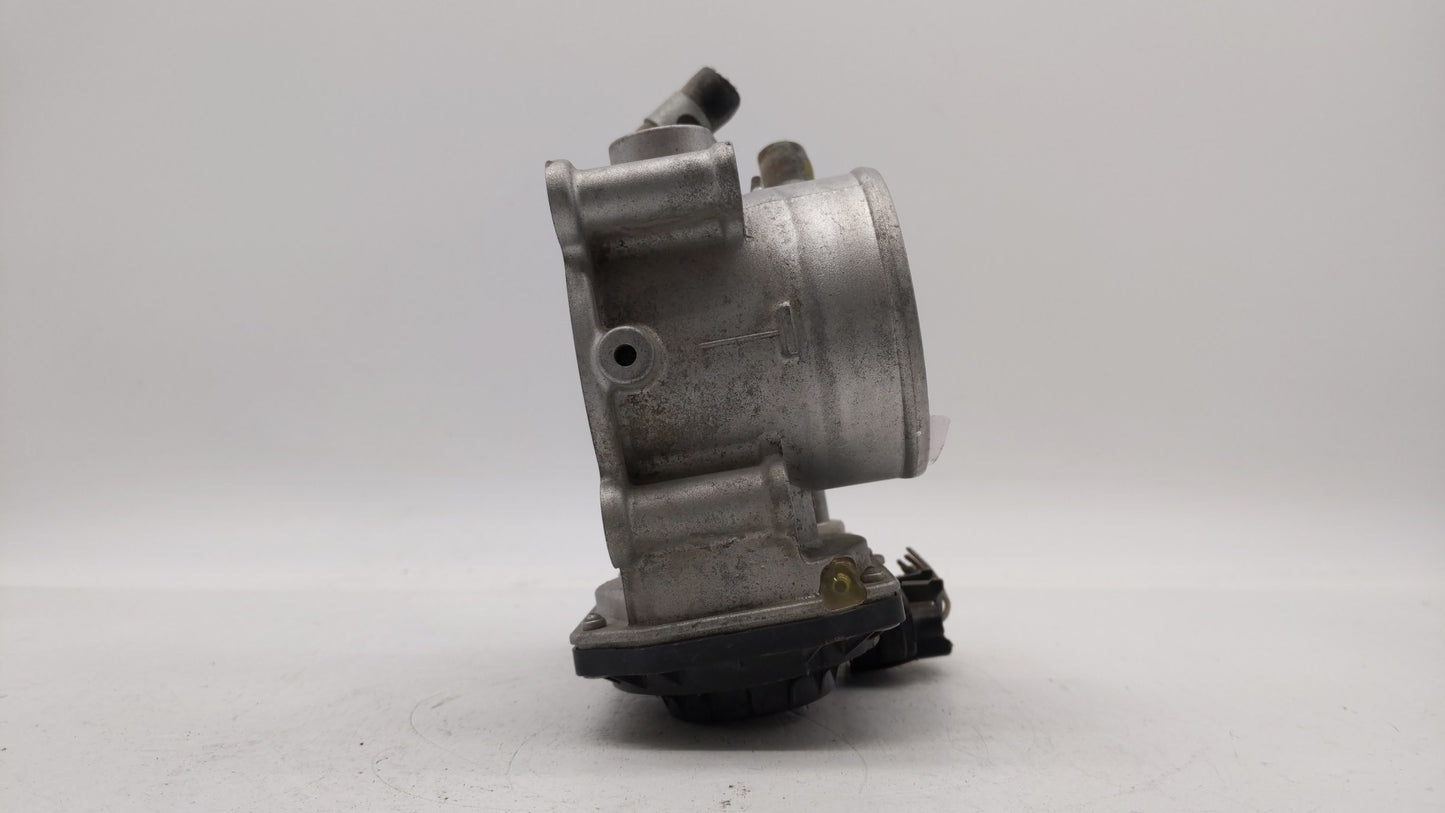 2014-2018 Kia Forte Throttle Body P/N:35100-2E710 35100-2E000 Fits Fits 2011 2012 2013 2014 2015 2016 2017 2018 2019 OEM Use
