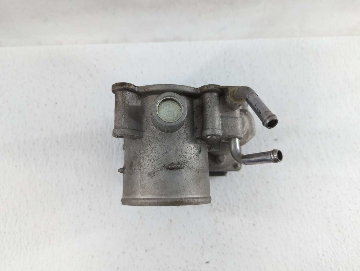 2014-2016 Kia Forte Throttle Body P/N:35100-2E400 35100-2E000 Fits Fits 2012 2013 2014 2015 2016 2018 2019 OEM Used Auto Par