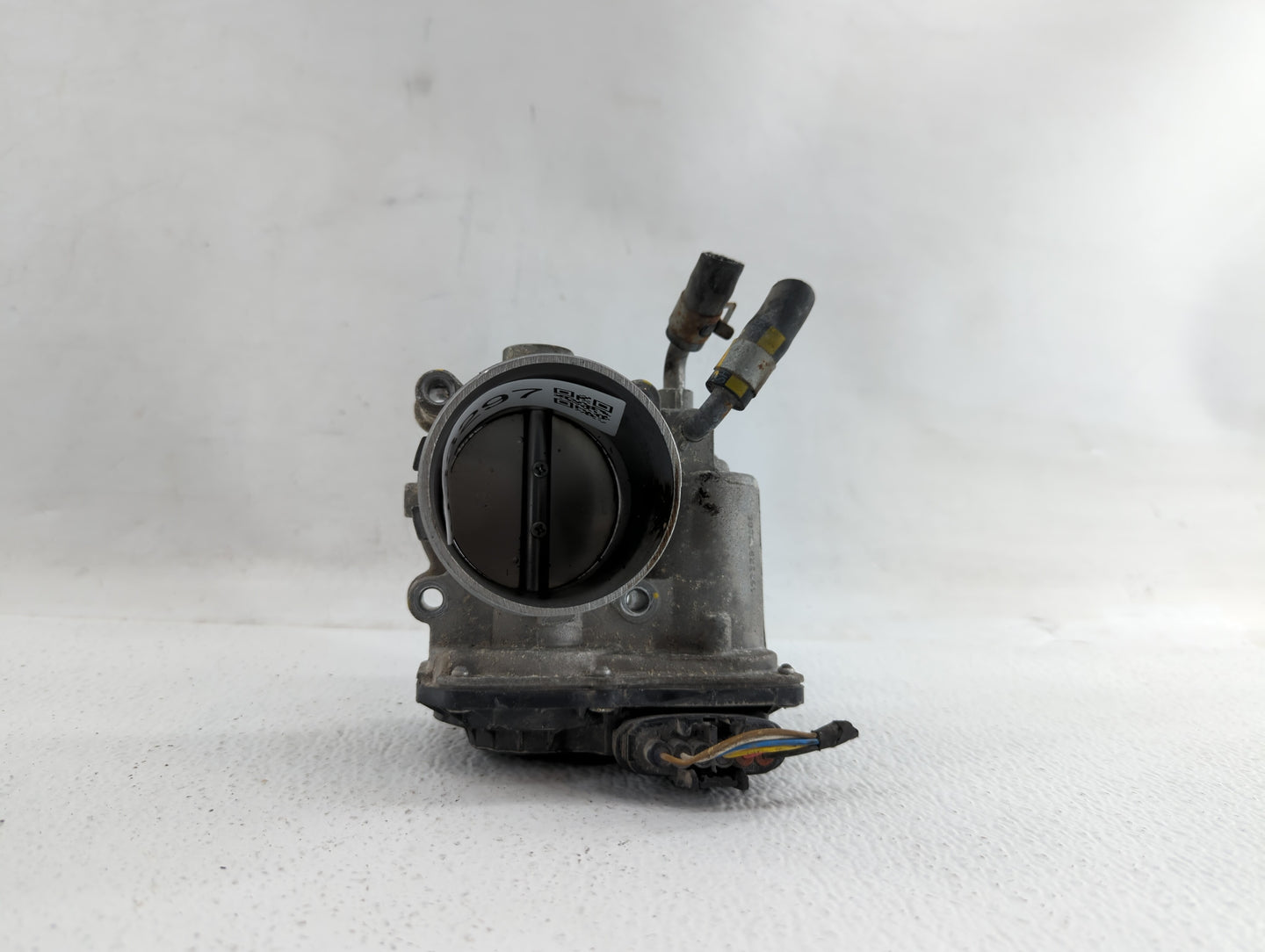 2014-2016 Kia Forte Throttle Body P/N:35100-2E400 35100-2E000 Fits Fits 2012 2013 2014 2015 2016 2018 2019 OEM Used Auto Par