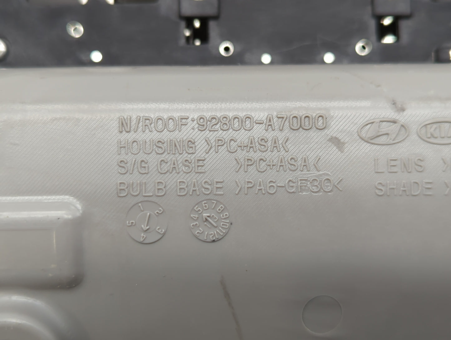 2015 Kia Forte Overhead Roof Console - Oemusedautoparts1.com