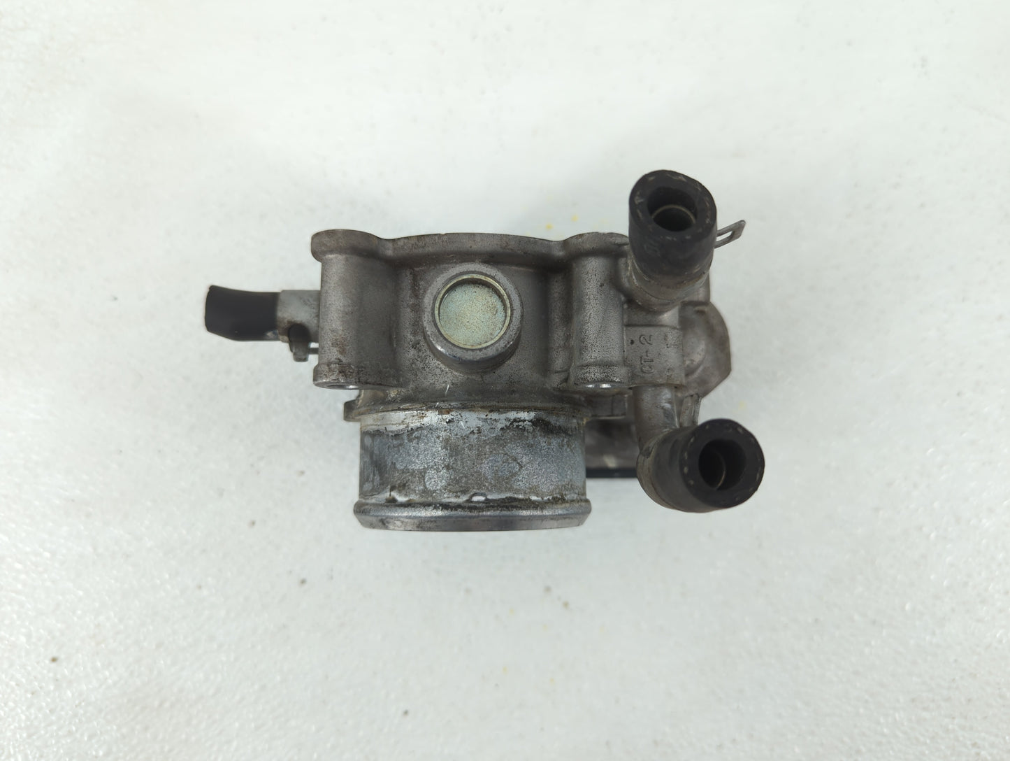 2014-2016 Kia Forte Throttle Body P/N:35100-2B320 Fits Fits 2013 2014 2015 2016 OEM Used Auto Parts - Oemusedautoparts1.com