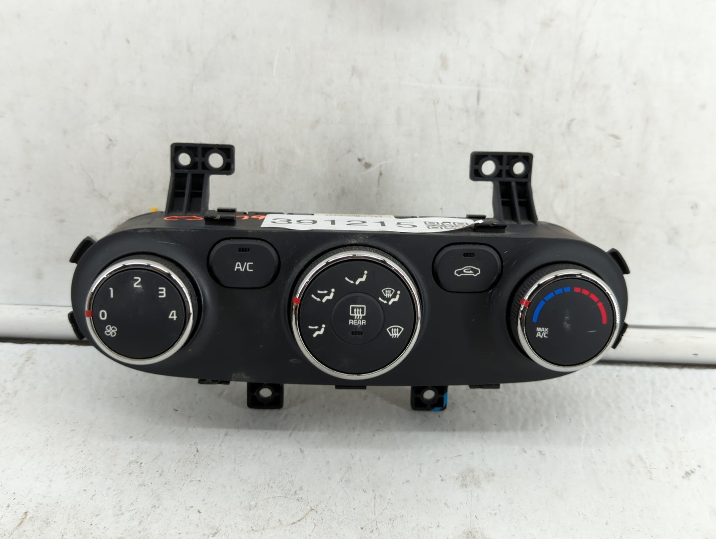 2014-2016 Kia Forte Climate Control Module Temperature AC/Heater Replacement P/N:97250-A7051WK 97250-A7052WK Fits OEM Used A