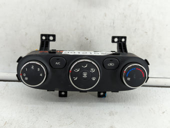 compare product 2014-2016 Kia Forte Climate Control Module Temperature AC/Heater Replacement P/N:97250-A7051WK 97250-A7052WK Fits OEM Used Auto Parts