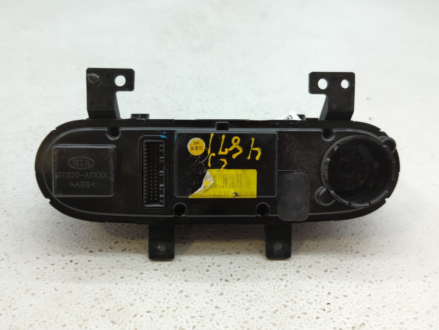 2014-2016 Kia Forte Climate Control Module Temperature AC/Heater Replacement P/N:97250-A7XXX 97250-A7522 Fits Fits 2014 2015