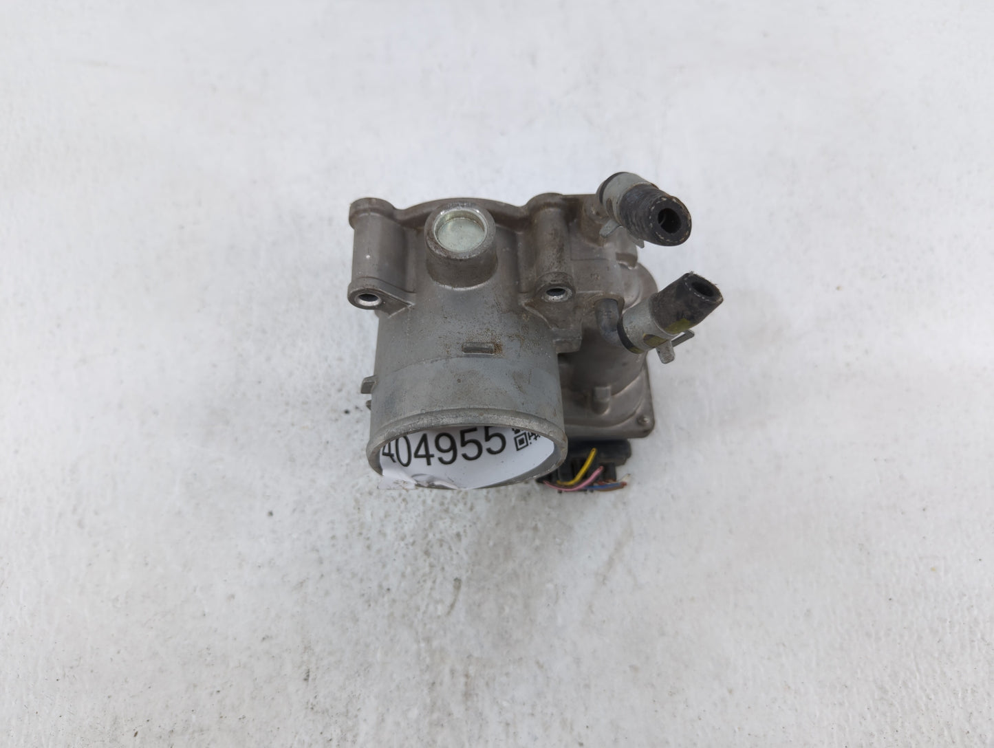 2014-2016 Kia Forte Throttle Body P/N:35100-2E400 35100-2E000 Fits Fits 2012 2013 2014 2015 2016 2018 2019 OEM Used Auto Par