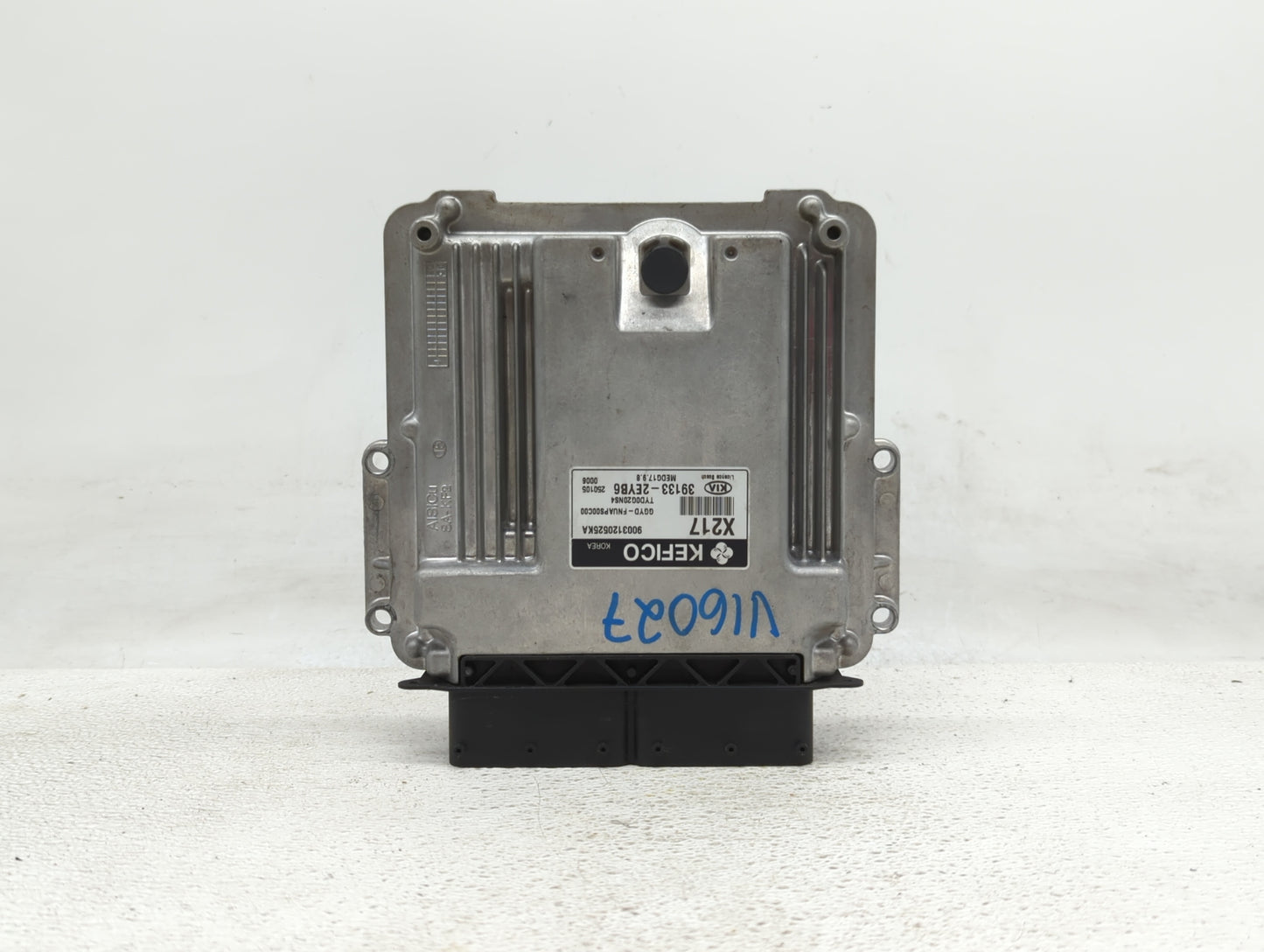 2015 Kia Forte PCM Engine Control Computer ECU ECM PCU OEM P/N:39133-2EYB4 39133-2EYB6 Fits OEM Used Auto Parts - Oemusedaut