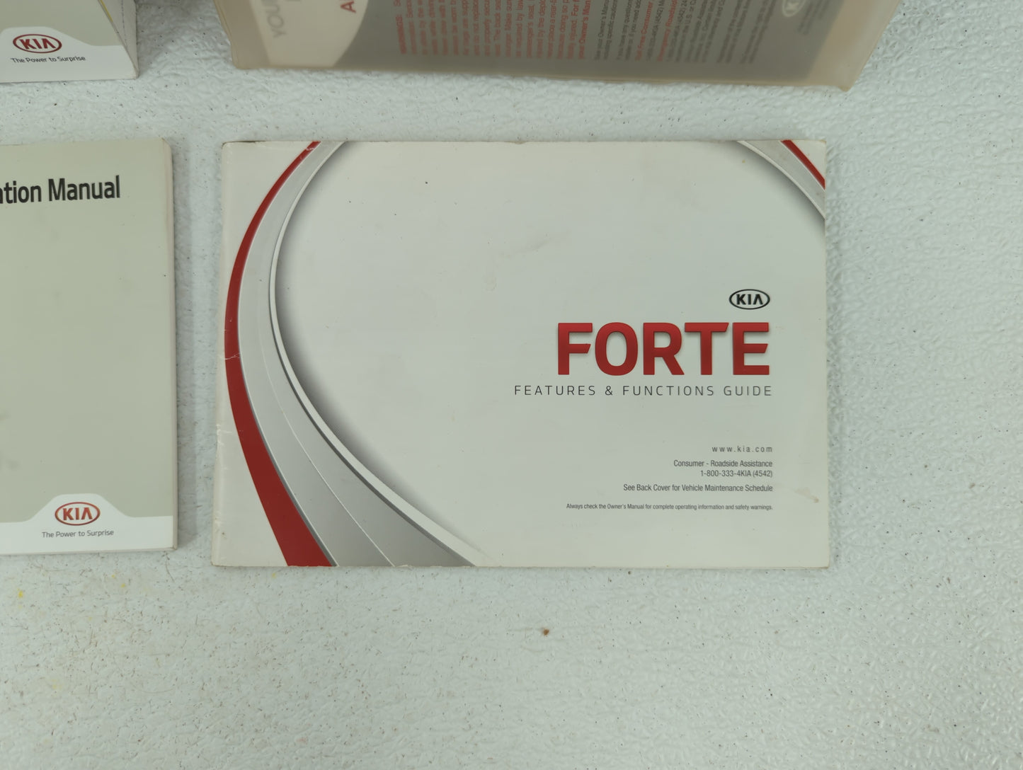 2015 Kia Forte Owners Manual Book Guide OEM Used Auto Parts - Oemusedautoparts1.com