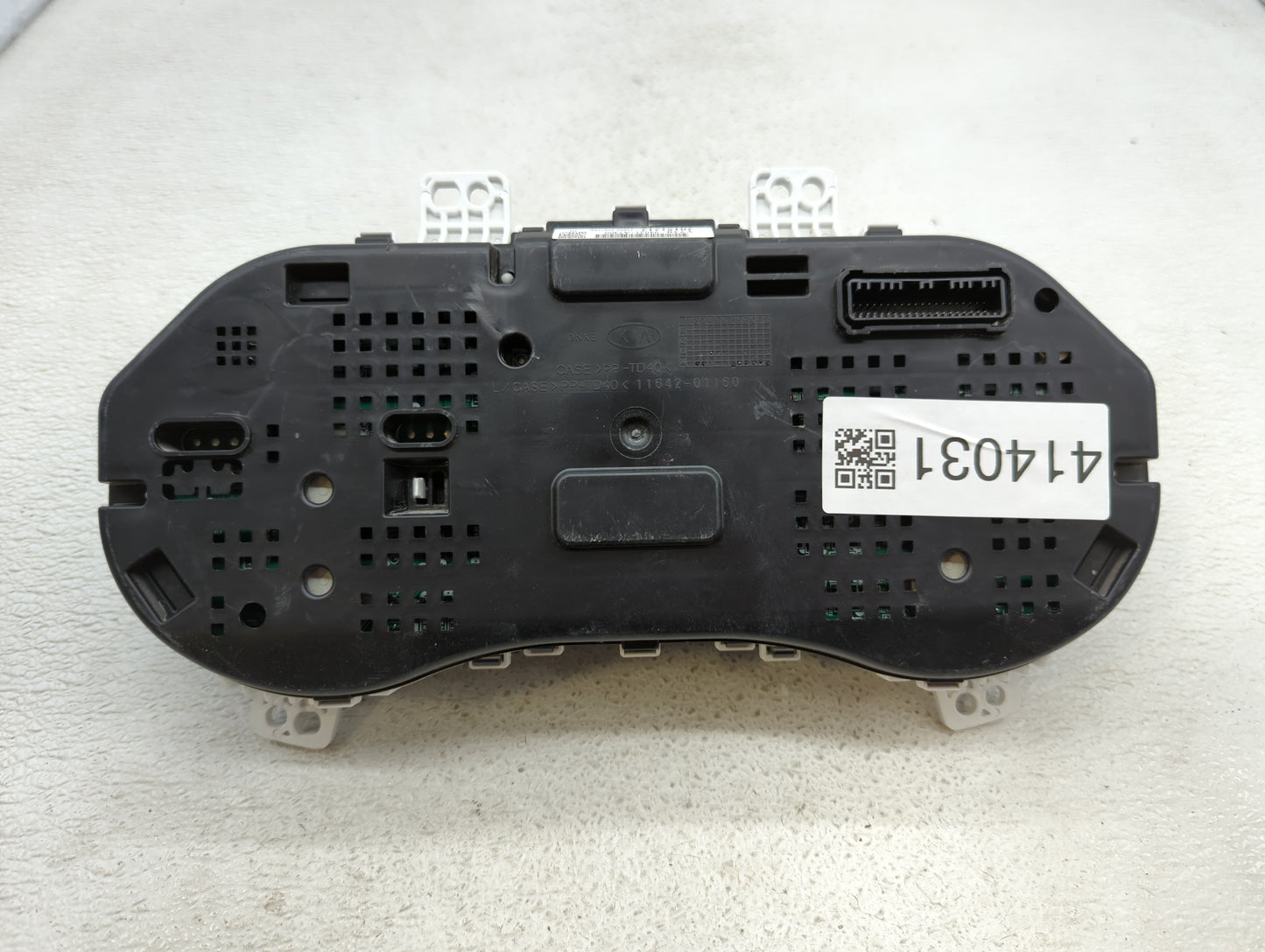 2014-2016 Kia Forte Instrument Cluster Speedometer Gauges P/N:94011-A7200 94021-A300, 94001-A7300 Fits Fits 2014 2015 2016 O