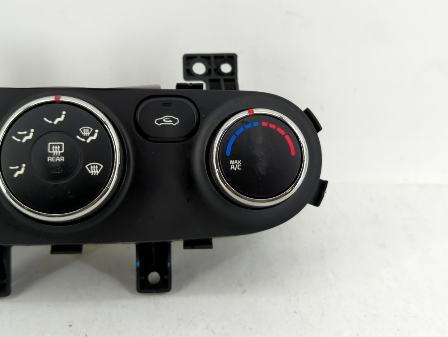 2014-2016 Kia Forte Climate Control Module Temperature AC/Heater Replacement P/N:97250-A7260WK 97250-A7261WK Fits OEM Used A