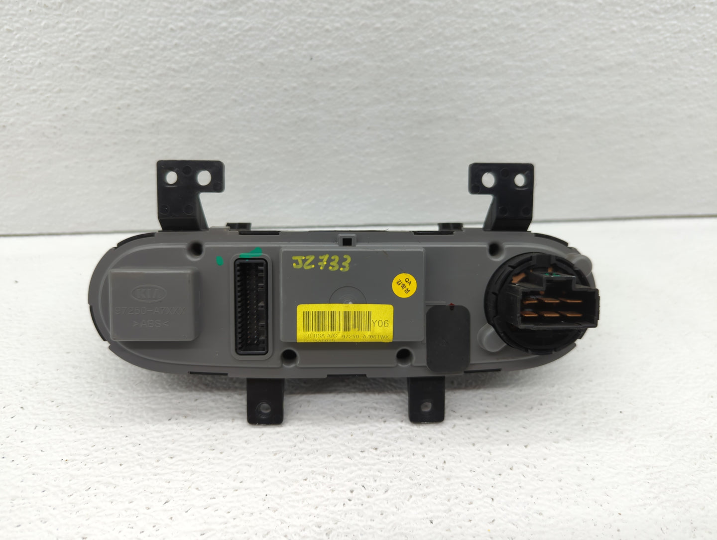 2014-2016 Kia Forte Climate Control Module Temperature AC/Heater Replacement P/N:97250-A7061WK 97250-A7XXX Fits OEM Used Aut