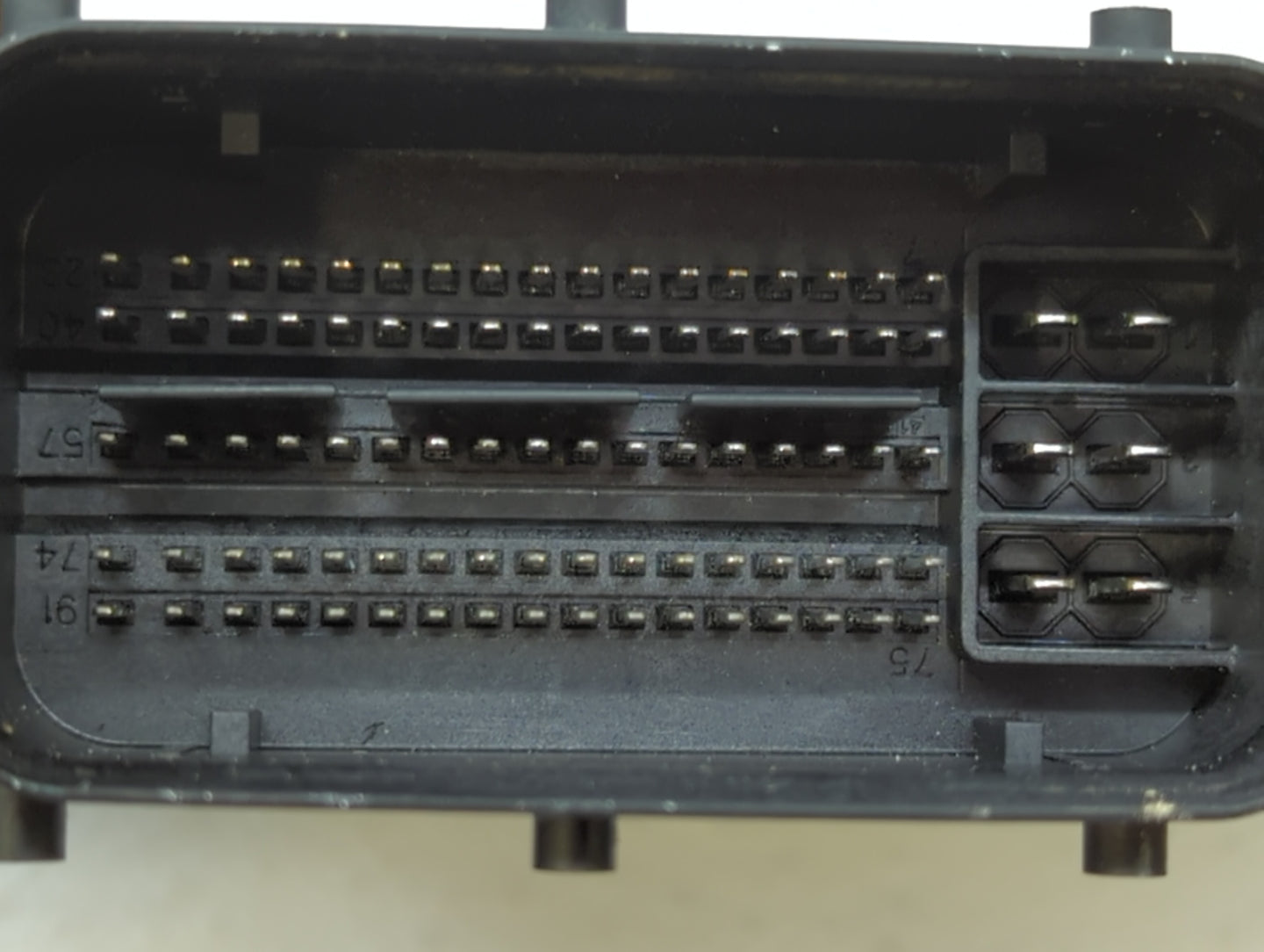 2015 Kia Forte PCM Engine Control Computer ECU ECM PCU OEM P/N:39133-2EYC6 Fits OEM Used Auto Parts - Oemusedautoparts1.com