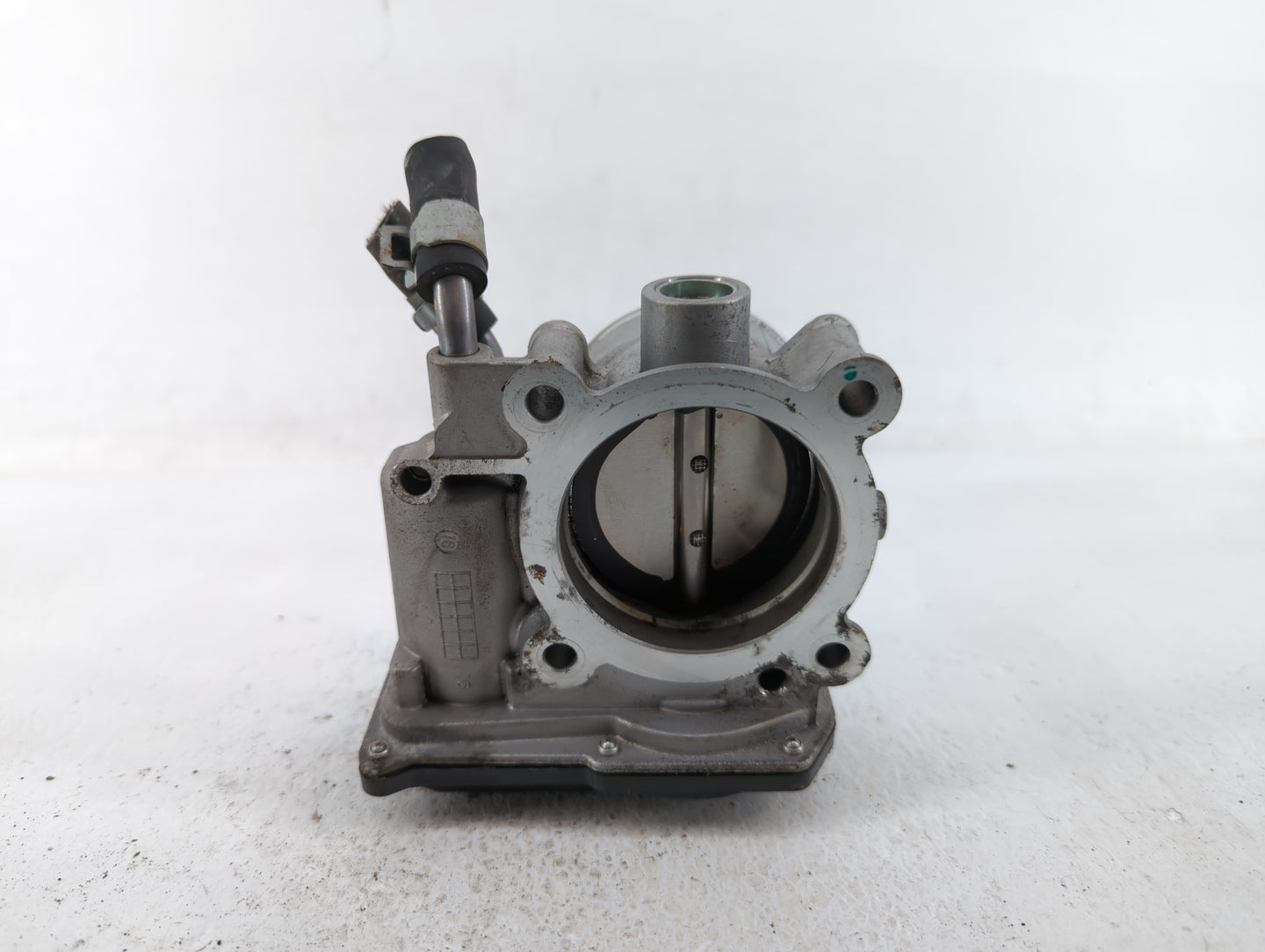 2014-2018 Kia Forte Throttle Body P/N:35100-2E000 35100-2E710 Fits Fits 2011 2012 2013 2014 2015 2016 2017 2018 2019 2020 20